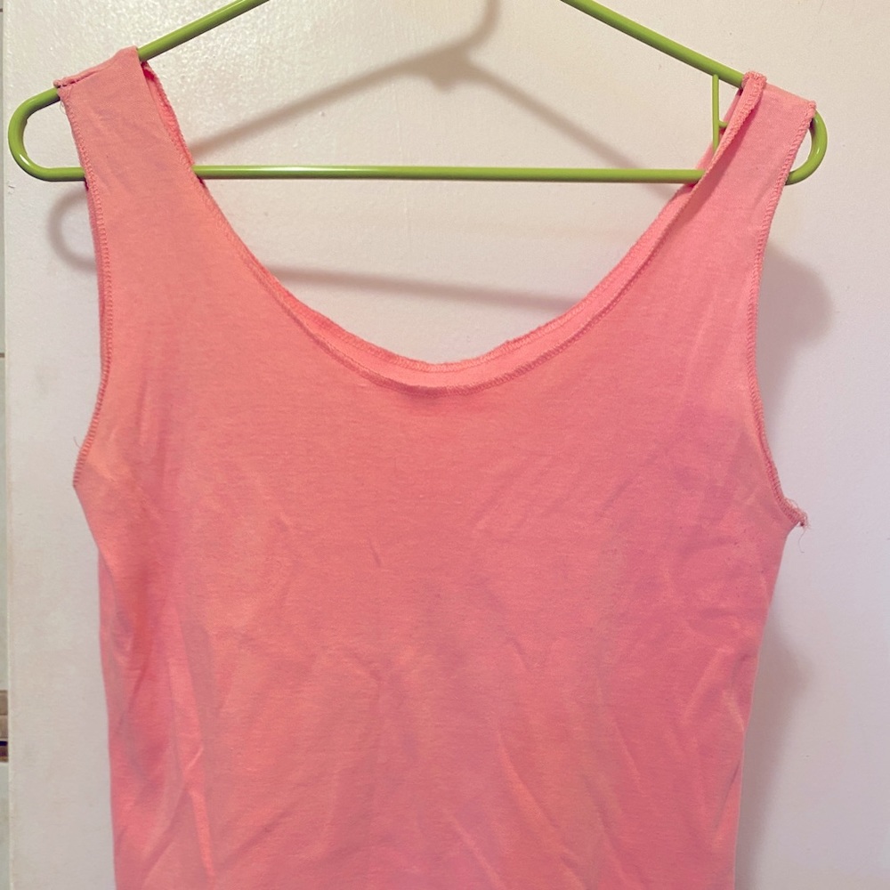 XS pink tank top